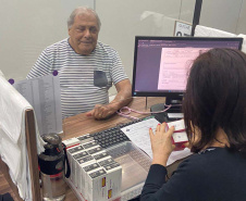 76,3% da população idosa do Paraná dependem apenas do SUS