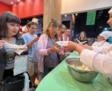 Paraná apresenta destinos, atrativos e gastronomia na Feira Internacional de Turismo em Buenos Aires