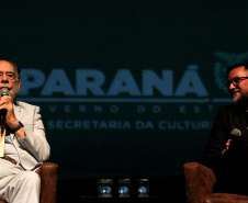 Diretor de "O Poderoso Chefão", Francis Ford Coppola lota Teatro Guaíra em aula de cinema