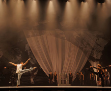 Mais nova obra do Balé Teatro Guaíra, “Orfeu e Eurídice” conquista o público