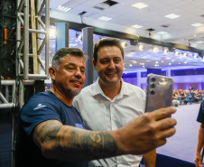 O governador Carlos Massa Ratinho Junior destacou, durante a abertura do Encontro das Cooperativas Paranaenses, nesta sexta-feira (29), a importância do sistema de cooperativo paranaense para os avanços econômicos do Estado. 