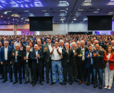 O governador Carlos Massa Ratinho Junior destacou, durante a abertura do Encontro das Cooperativas Paranaenses, nesta sexta-feira (29), a importância do sistema de cooperativo paranaense para os avanços econômicos do Estado. 