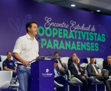 O governador Carlos Massa Ratinho Junior destacou, durante a abertura do Encontro das Cooperativas Paranaenses, nesta sexta-feira (29), a importância do sistema de cooperativo paranaense para os avanços econômicos do Estado. 