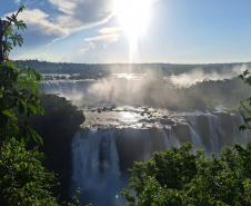 Parque Nacional do Iguaçu é o 6º destino mais pesquisado e desejado do mundo, conforme dados do Google