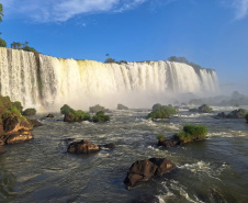 Parque Nacional do Iguaçu é o 6º destino mais pesquisado e desejado do mundo, conforme dados do Google