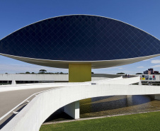 MON RENOVA EXPOISÇÃO ASIÁTICA