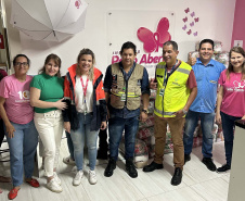 Cestas básicas arrecadadas na Corrida do Porto são distribuídas em Paranaguá