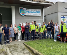 Cestas básicas arrecadadas na Corrida do Porto são distribuídas em Paranaguá