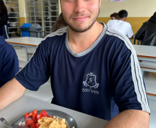 FUNDEPAR ENTREGA QUINTA REMESSA ALIMENTOS