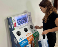 Totem para coleta de medicamentos vencidos começou a funcionar nesta quinta-feira (7) na sede do IAT de Cianorte