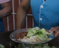 Em uma disputa de dar água na boca, Educação divulga finalistas do concurso Melhor Merenda Escolar do Paraná