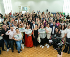 MERENDEIRAS CONCURSO