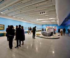 Museu Oscar Niemeyer celebra 22 anos com novas exposições, performances e entrada gratuita