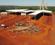 Perimetral Foz do Iguaçu Perimetral Leste de Foz chega a 48,64% e terá terceiro turno de trabalho 