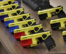 Segurança Pública anuncia compra de armas Taser 10 para as forças de Segurança