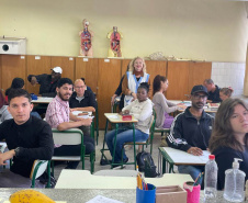 Língua sem fronteiras: conheça histórias de alunos estrangeiros do Colégio Estadual Paulo Freire
