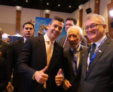 O vice-governador Darci Piana participou nesta quinta e sexta-feira (07 e 08) da 15ª edição da Expo Paraguai Brasil, realizada na sede da Confederação Sul-Americana de Futebol (Conmebol), na cidade de Luque, na Região Metropolitana de Assunção, no Paraguai.