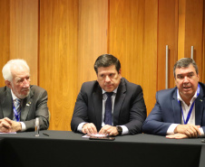 O vice-governador Darci Piana participou nesta quinta e sexta-feira (07 e 08) da 15ª edição da Expo Paraguai Brasil, realizada na sede da Confederação Sul-Americana de Futebol (Conmebol), na cidade de Luque, na Região Metropolitana de Assunção, no Paraguai.