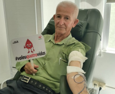 Mario Pereira da Silva, doador de sangue da Unidade de Coleta e Transfusão (UCT) de Cianorte, no Noroeste do Paraná. Ele foi doador por mais de 30 anos e se aposentou desta missão ao completar 70 anos, em outubro.