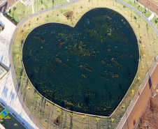  Parque Urbano de Cianorte alia recuperação ambiental, educação e lazer em um único espaço social.