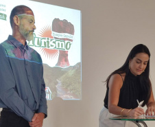 Com início em 2025, Estado oficializa projeto Turismo na Escola em municípios dos Campos Gerais