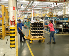 Produção de eletrodomésticos na fábrica da Electrolux em Curitiba: multinacional sueca vai expandir produção com nova planta em São José dos Pinhais.