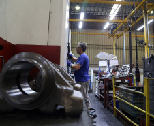 INDUSTRIA