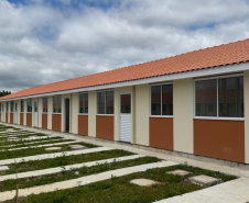 COHAPAR Entrega moradias urbanas e rurais (quilombolas) em Lapa
