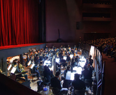 TEATRO GUAÍRA ENCERRA APRESENTAÇÕES O QUEBRA NOZES