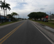 DER PR-412 entre Matinhos e Praia de Leste