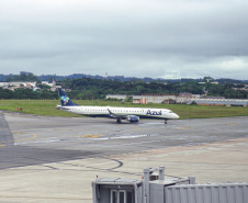Primeiro voo direto do Paraguai desembarca lotado no Aeroporto Afonso Pena