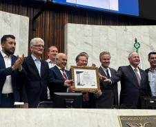 Em sessão solene, Assembleia homenageia os 80 anos da Secretaria da Agricultura