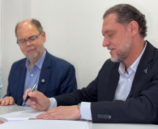 Estado anuncia R$ 7,6 milhões para infraestrutura tecnológica na UEM
