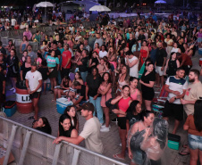 O cantor Loubet   durante a apresentacao do seu show dentro da programacao do Verao Maior Parana, em Pontal do Parana