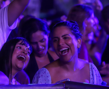 O cantor Gustavo Mioto  durante a apresentacao do seu show dentro da programacao do Verao Maior Parana, em Matinhos 