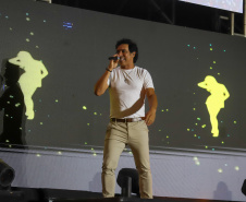 Guilherme  e Santiago   
