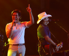 Guilherme  e Santiago   