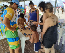 Verão Maior: Brinquedos e jogos temáticos sobre o turismo do Paraná fazem sucesso entre famílias