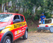 Detran-PR cria regulamentação para o uso de tecnologias em veículos nas autoescolas