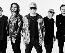 ARTISTAS SHOW VERÃO