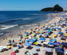 SETU TURISTAS ESTRANGEIROS ECONOMIA PARANAENSE