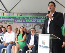 Empresa investe R$ 70 milhões em fábrica de pisos laminados na RMC