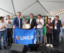 Empresa investe R$ 70 milhões em fábrica de pisos laminados na RMC
