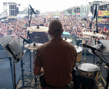 SHOW