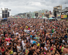 SHOW