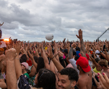 SHOW