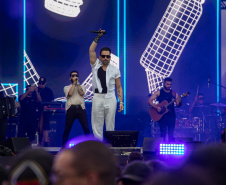 SHOW
