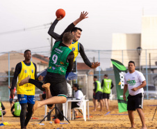 CROSS GAMES