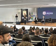 PCPR NOVOS POLICIAIS TOMAM POSSE