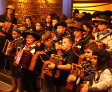 TEATRO GUAÍRA OFICINA DE MÚSICA